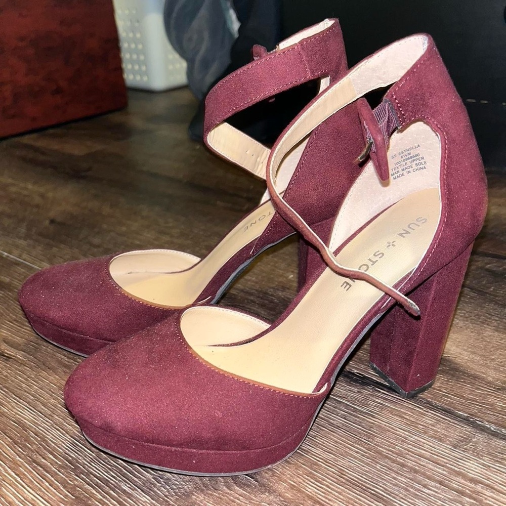 Women's Burgundy Heels